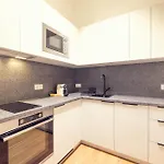 Leonart Living 11 شقة *